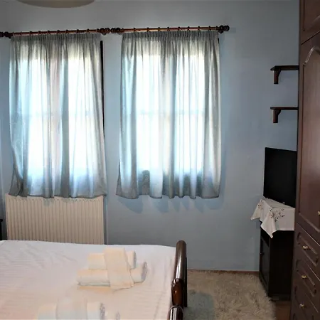 Castaneda 2 *